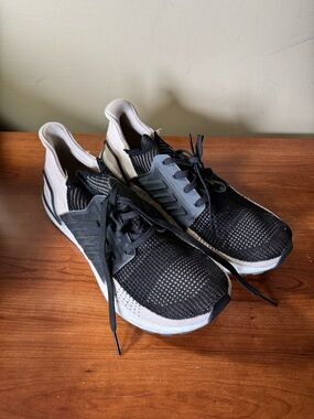 Adidas Boost Running Shoes Black/White – Men’s 12